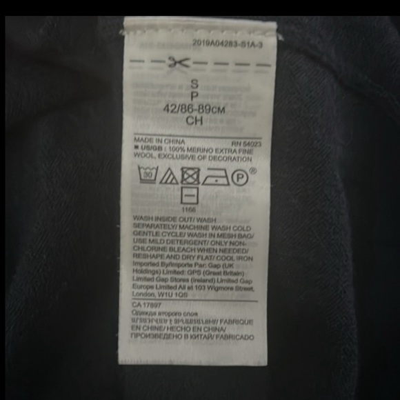 Banana Republic Merino Wool Sweater EUC - Picture 5 of 5